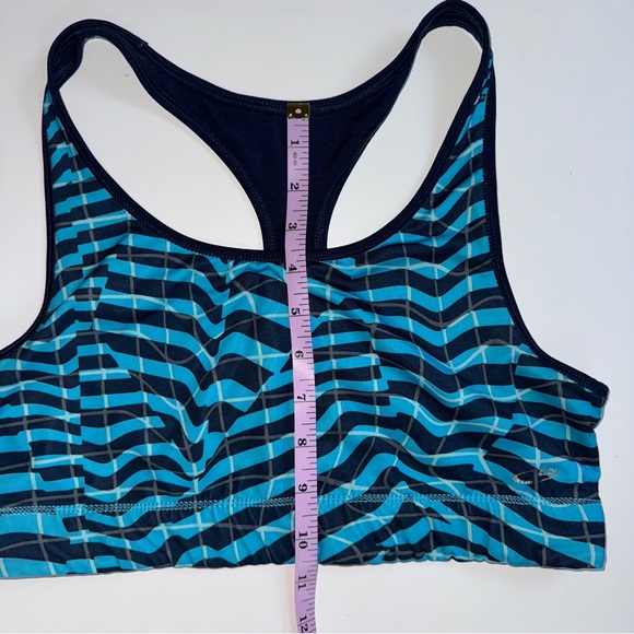 Womens‎ Activewear Bundle Medium 2 Sports Bra: Champion, C9, 1 Short New Balance - Picture 7 of 14